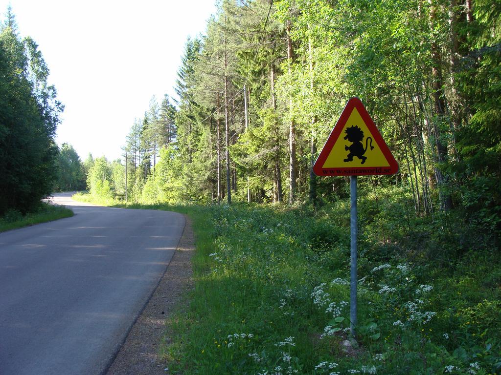 Tomtelandstugan Мора Екстериор снимка